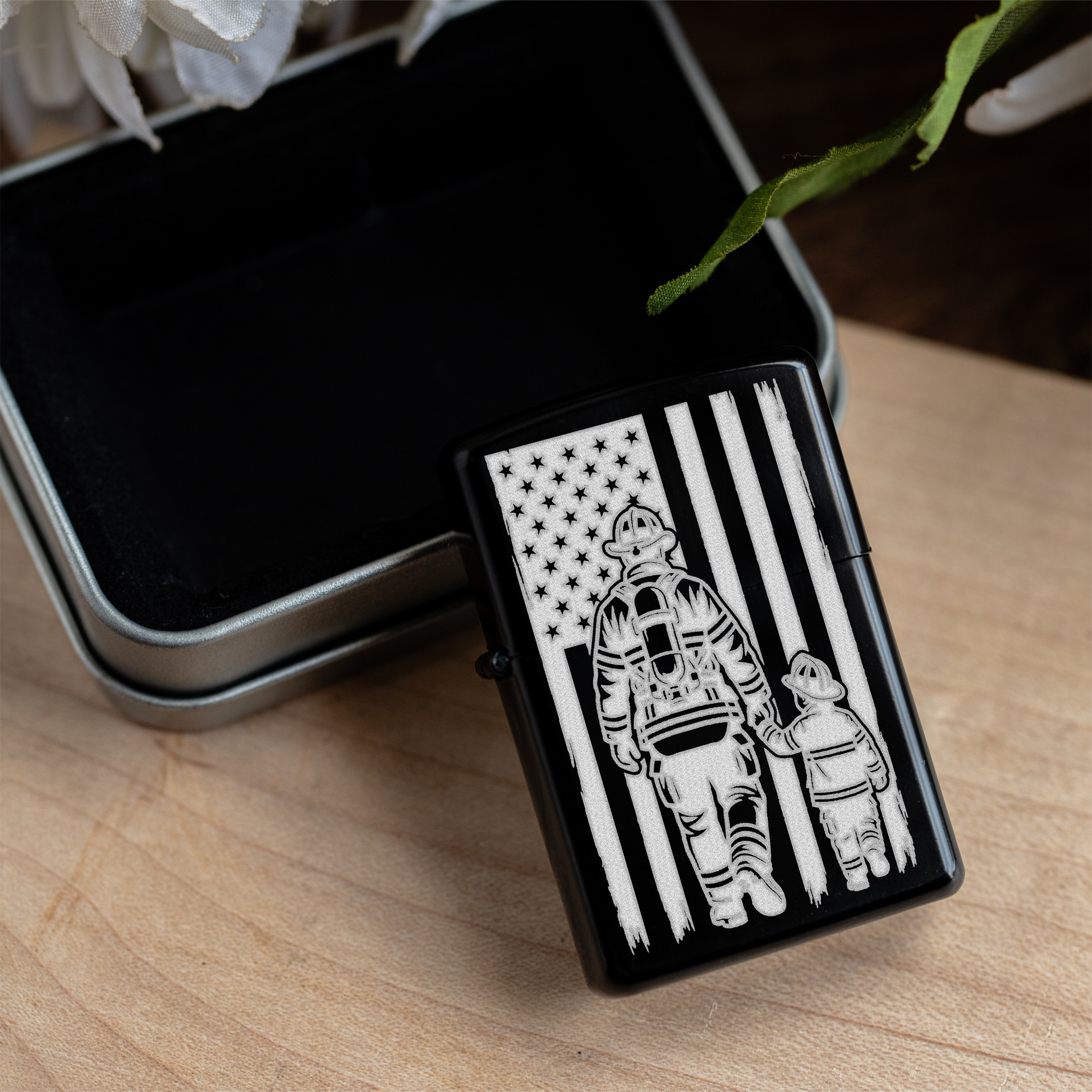 Engraved Lighter with Firefighter Design, Personalized Gift for Special Occasions, Firefighters Gift Lighter